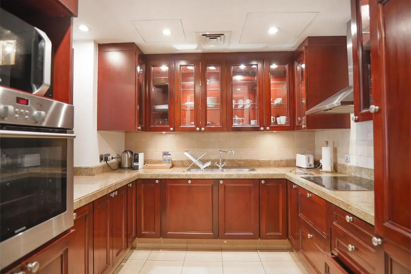 Easygo- Spacious-Authentic-City Center Dubai 0*,  Forenede Arabiske Emirater